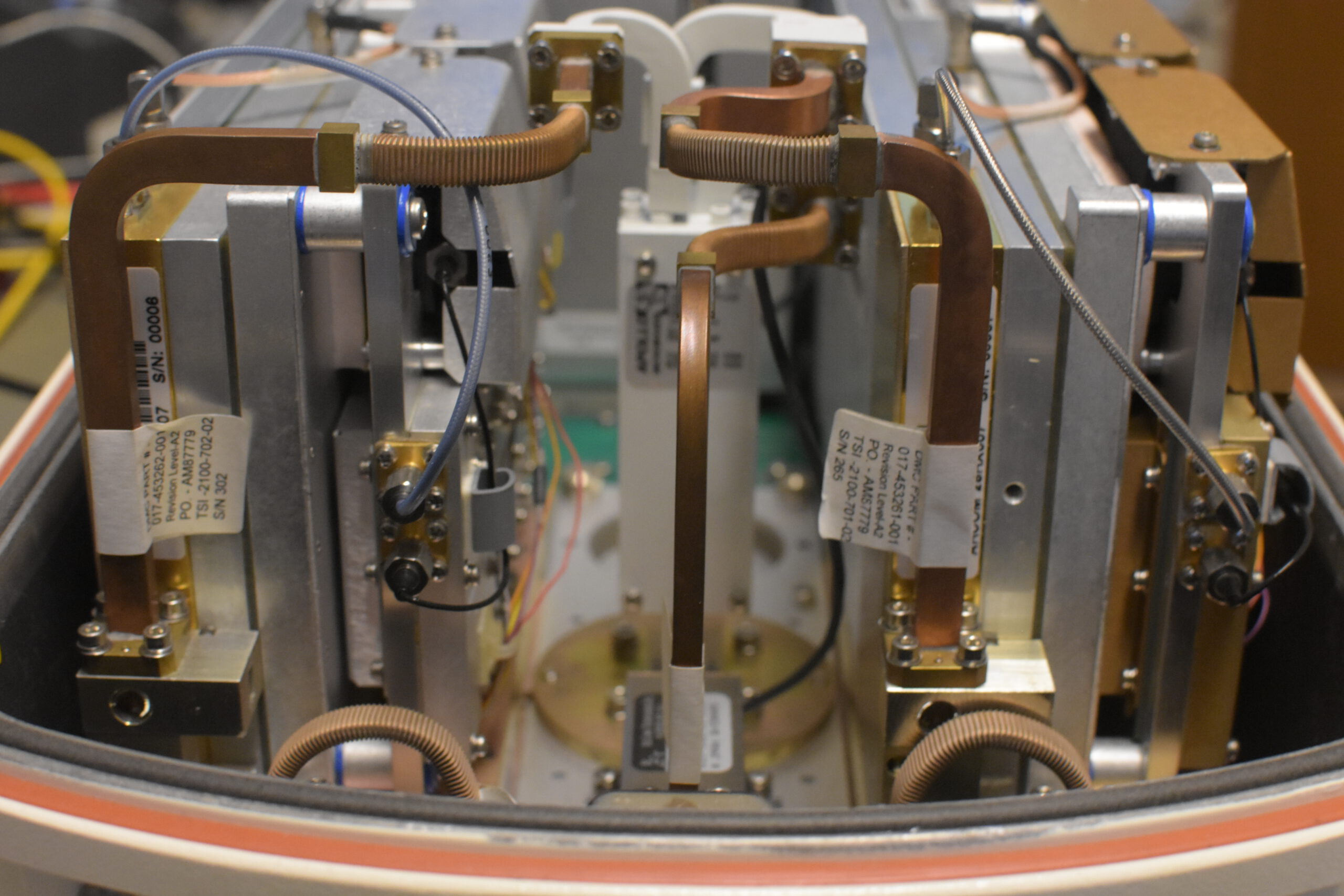 Teardown of a KA-Band sattelite transceiver out-door-unit (ODU)